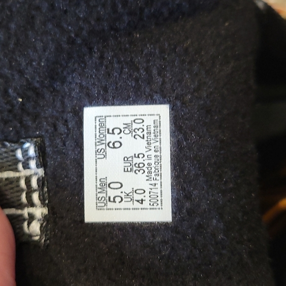 All weather Vans - Picture 6 of 9